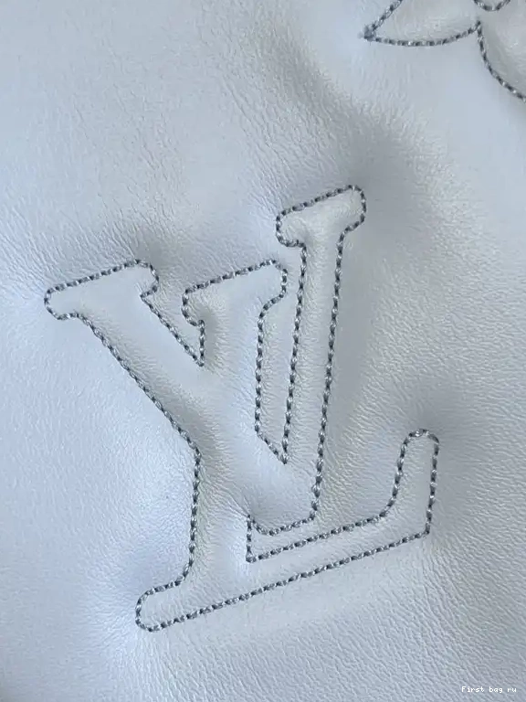 Frstbag ru OVER LOUIS THE MOON VUITTON 0613